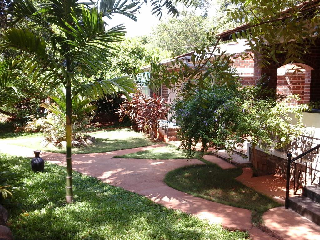 Inn Pondiville Forest Retreat Пондичерри Экстерьер фото
